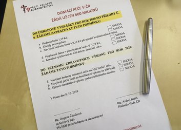 Dnešní jednání s premiérem přineslo domácí zdravotní péči naději