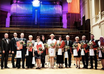 Charita ocenila vynikající zaměstnance a dobrovolník