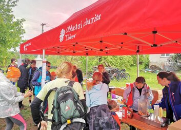 8. května vyrazilo na tradiční pochod téměř 500 účastníků