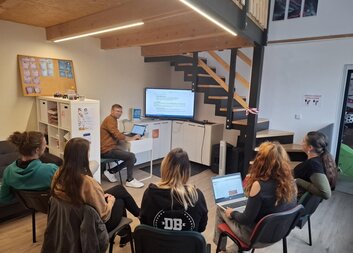 Klub Čas prošel díky Nadaci ČEZ zdárně auditem České asociace streetwork